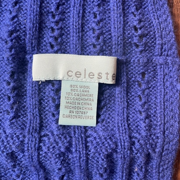 Celeste Blue Cable Knit Infinity Scarf Royal Blue Cashmere and wool blend - Picture 5 of 5